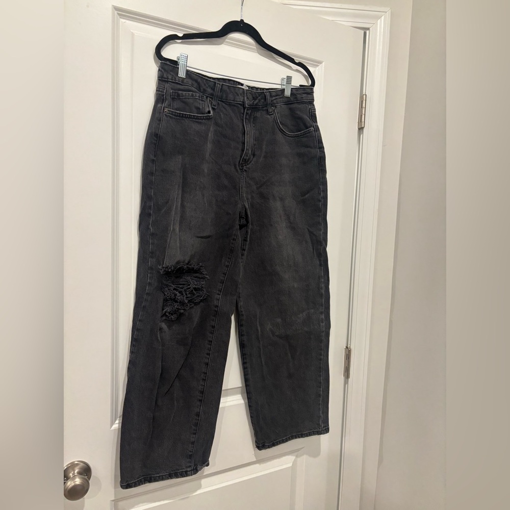 Distressed Black Jeans